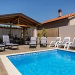 Holliday Lopac Fažana