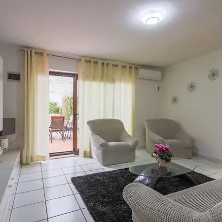 Villa Holliday Lopac