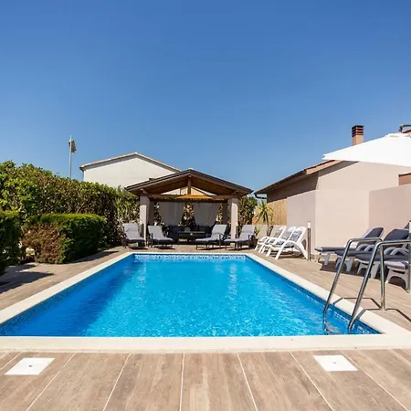 Holliday Lopac Villa Fazana