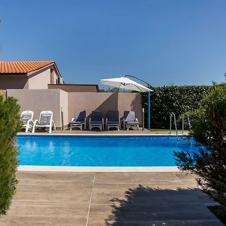 Holliday Lopac Villa Fazana